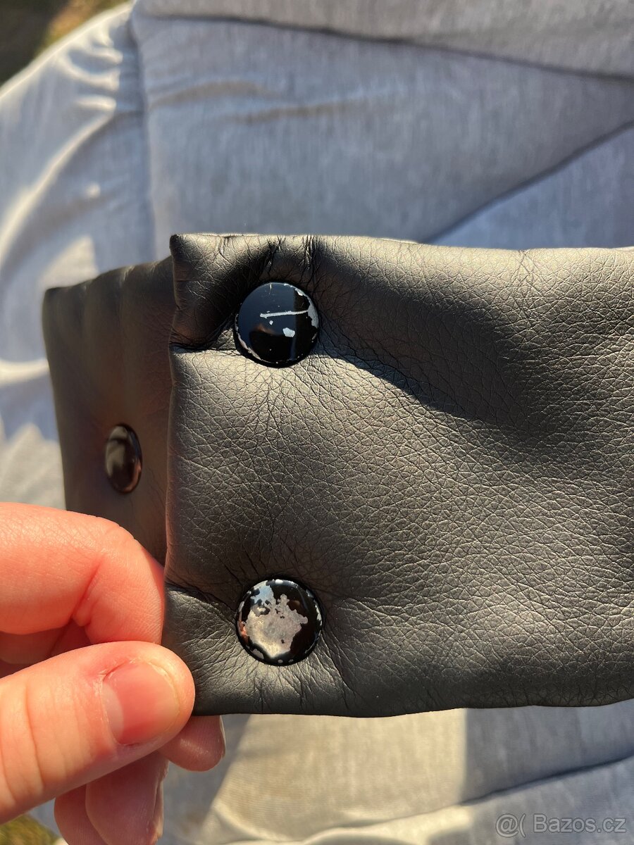 Kočárek Junama - 17