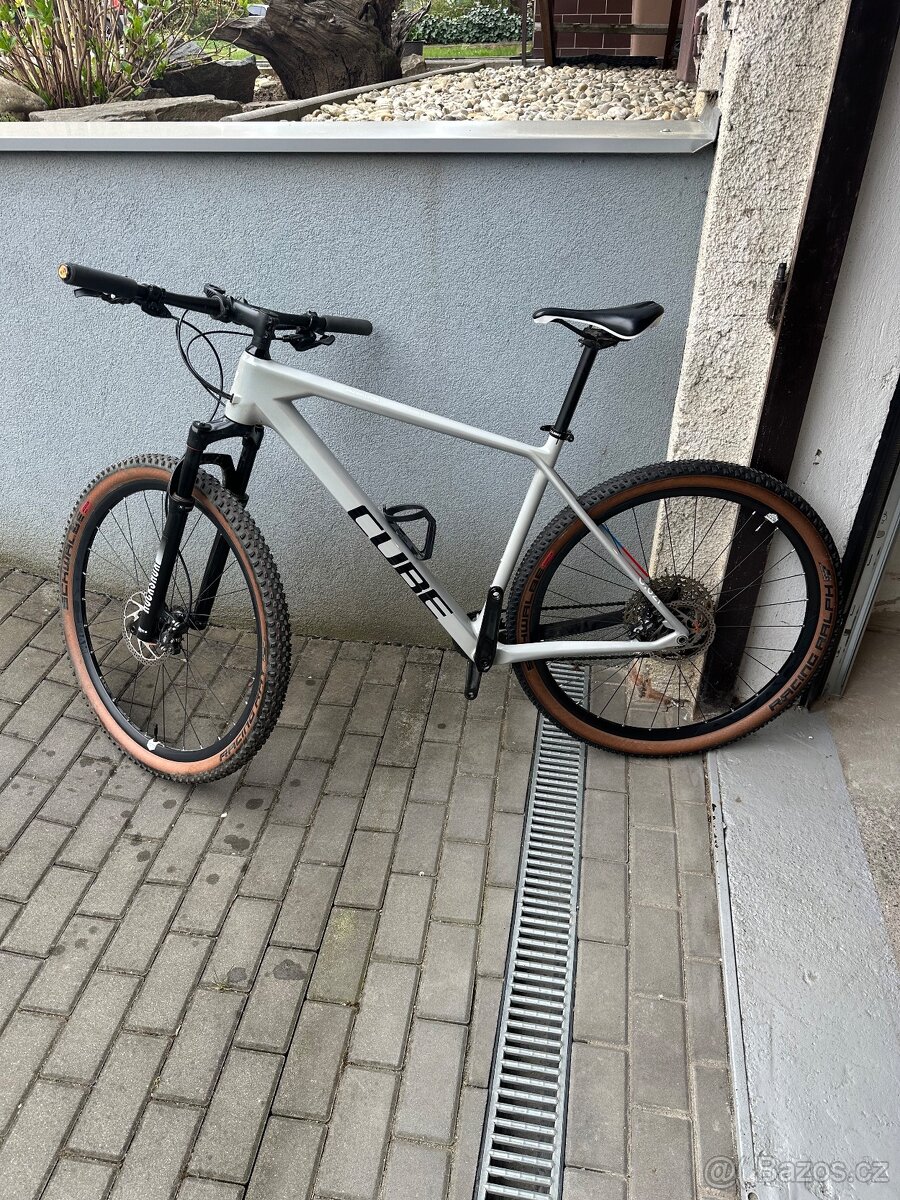 Cube reaction c:62 pro Carbon - 17