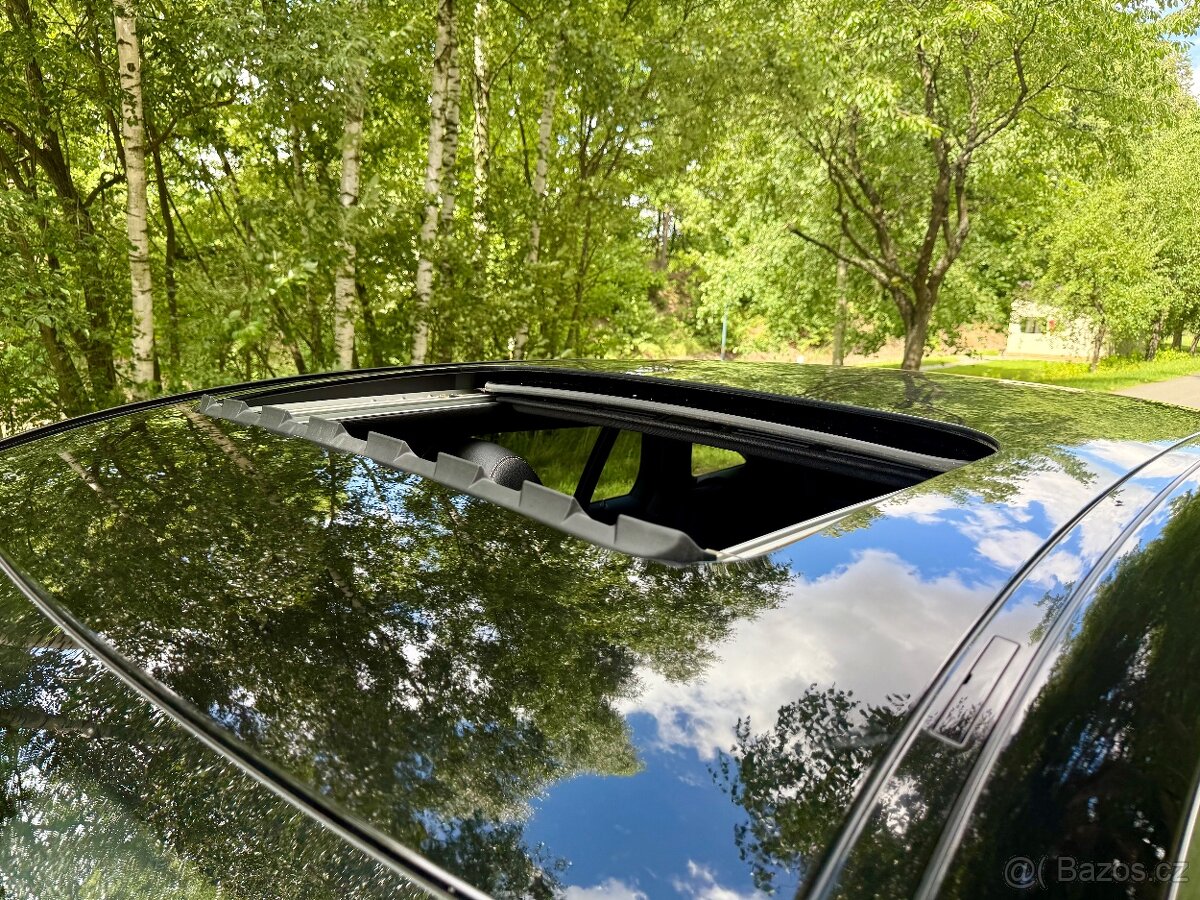 Mercedes-Benz EQC,SUV 400 4M,85kWh,SoH 97% s DPH 839 000,- - 17