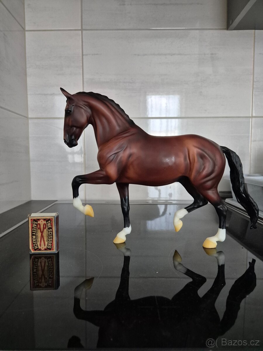 Breyer Traditional - 17