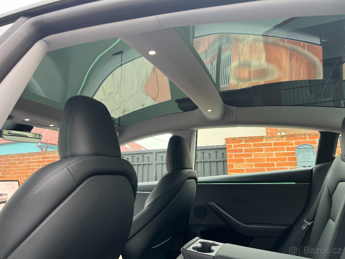 Tesla Model 3 Premium Long Range All-Wheel Drive - 17