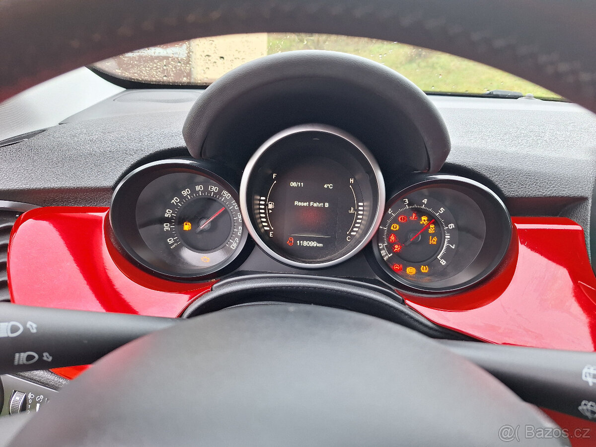 Fiat 500X 1.4benzín103kW,klima,xenon,1majitel,serviska - 17