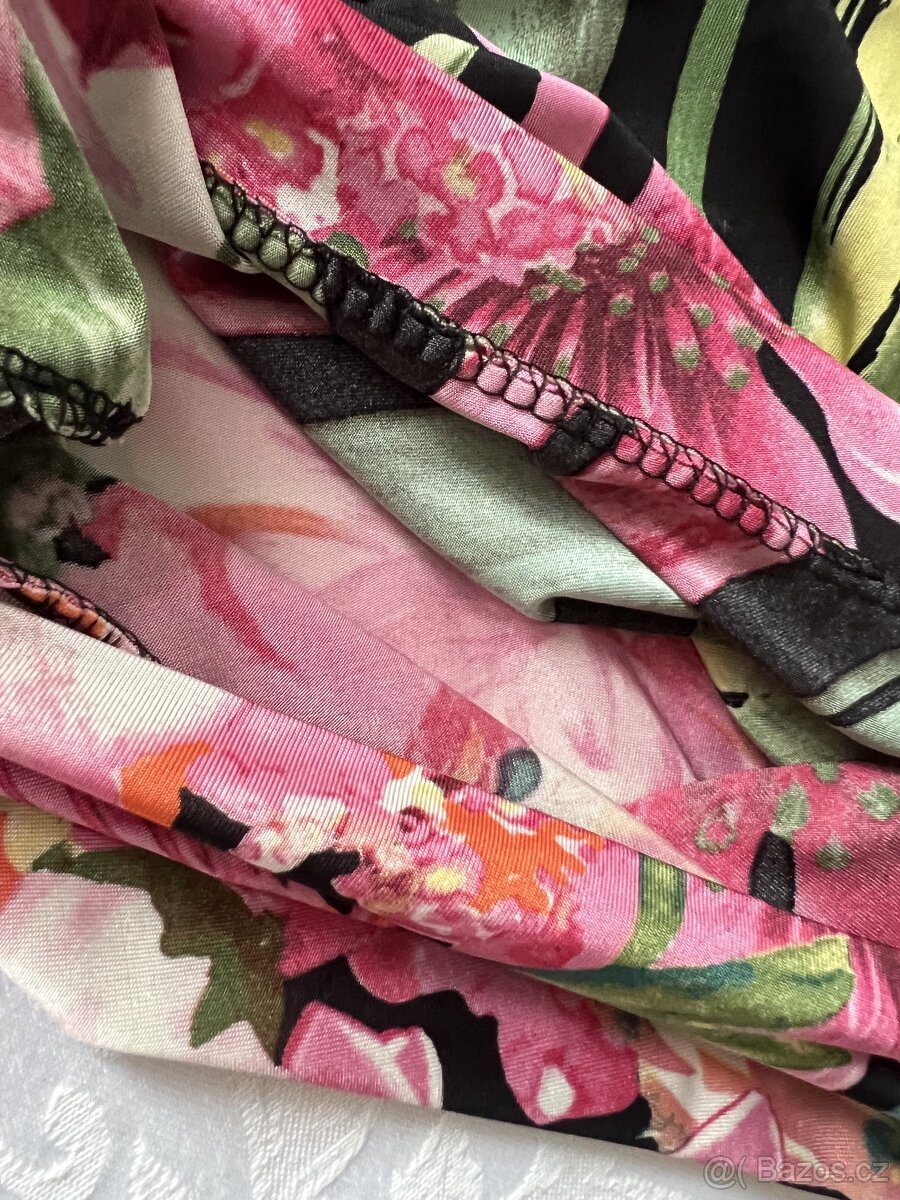 Itálie - minišaty/tunika – S/M? - 17