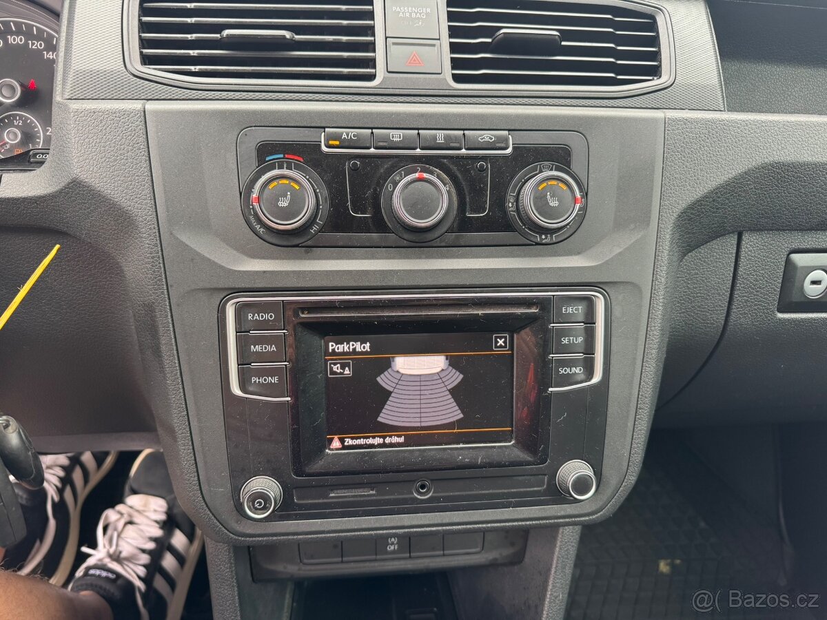 volkswagen Caddy 2,0 TDi 75kW Webasto klima - 17