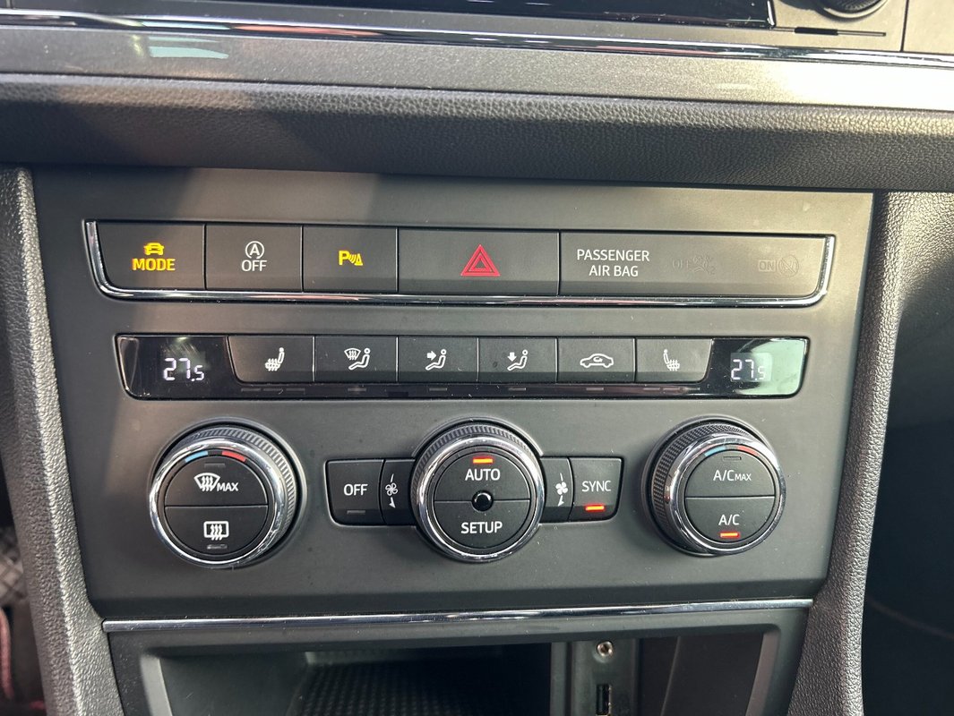 Seat Leon FR 1.4 TSI 110kw 2016 - REZERVACE - 17