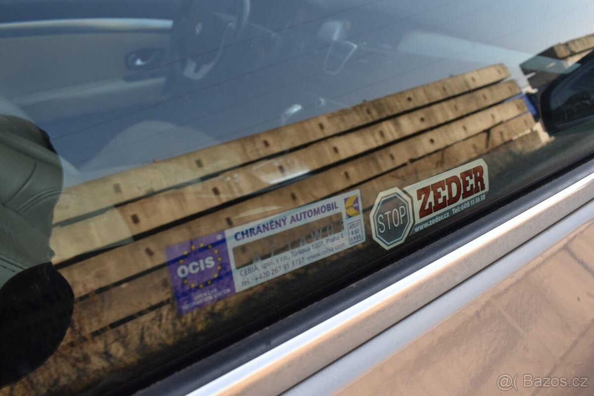 Renault Laguna KUPÉ 3.0DCi INITIALE/KŮŽE/AUT. - 17