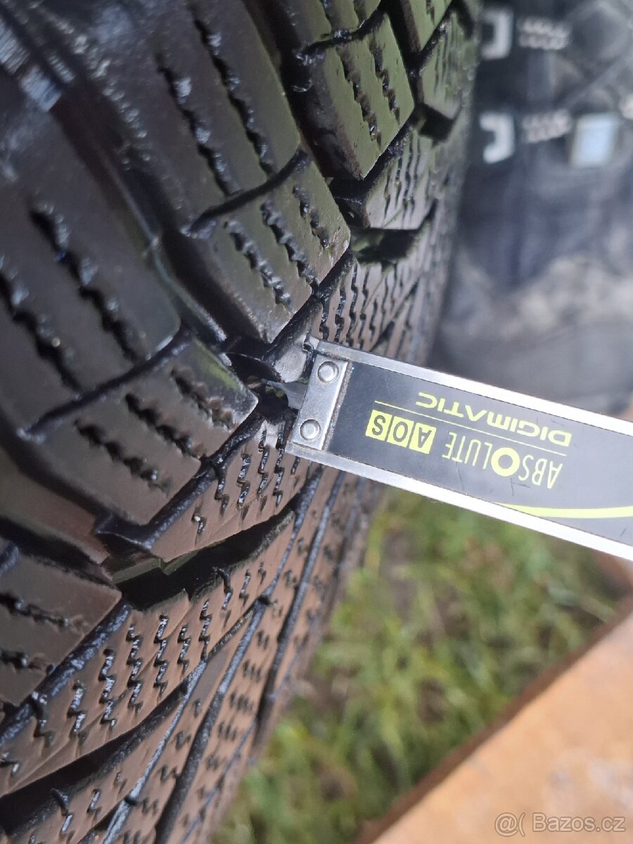 Zimní pneu Nexen Winterguard 225/60/17, 5x 114,3 - 17