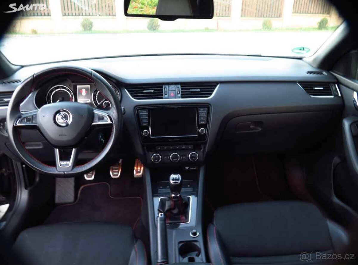 Škoda Octavia III RS 2.0TSI - 17