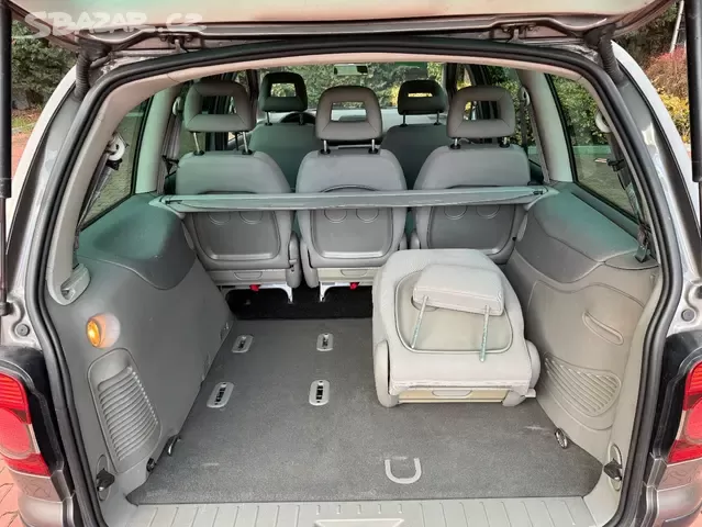 VW Sharan 2.0TDI 103kW,Webasto,Serviska,Tažné. - 17