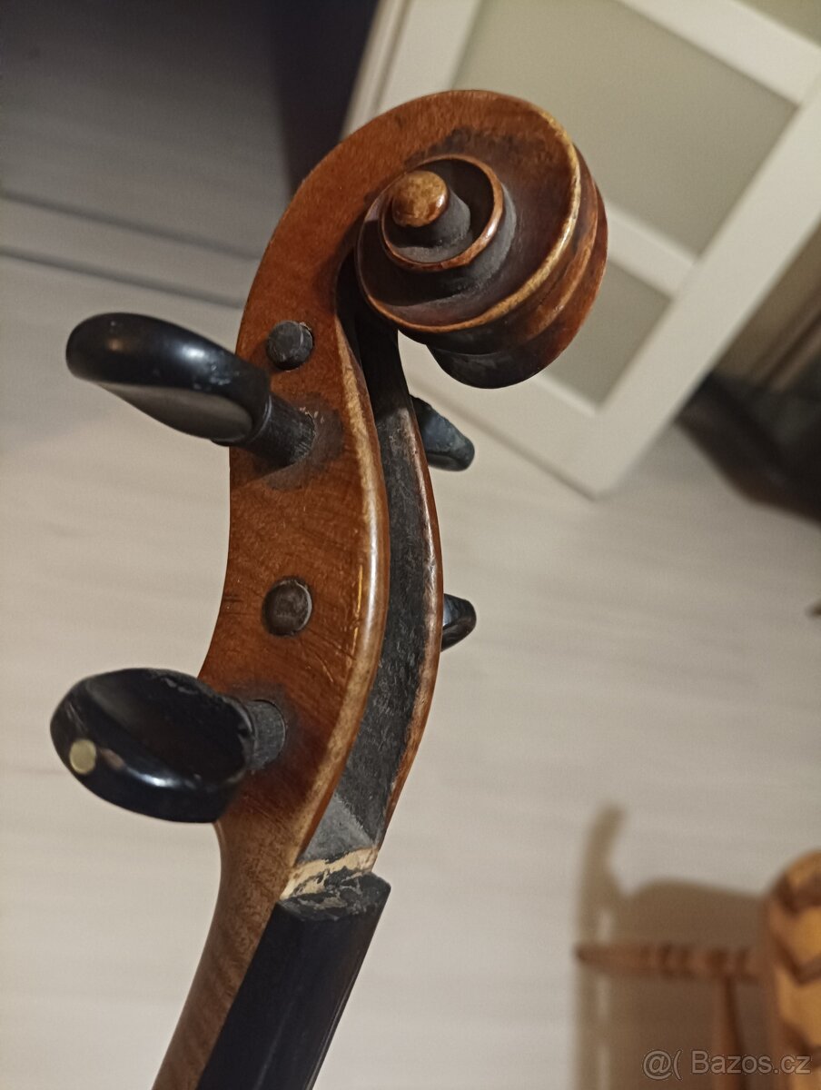 Staré housle - 17