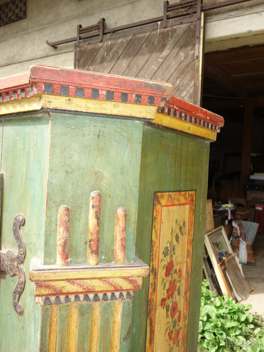 Malovaná skříň, originál bez oprav - 17