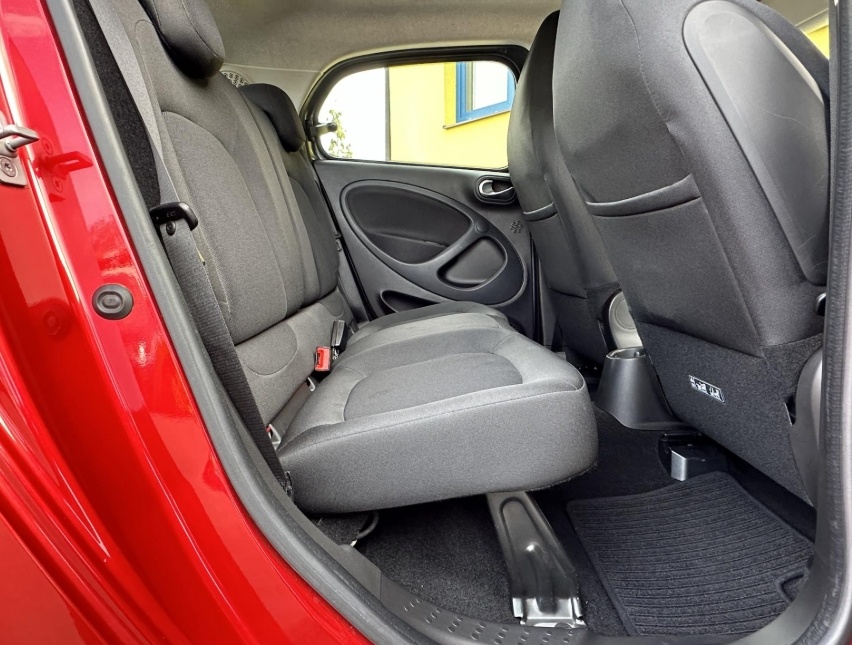 Smart Forfour EQ forfour 1.Maj. Cabrio r.v. 2018 - 17