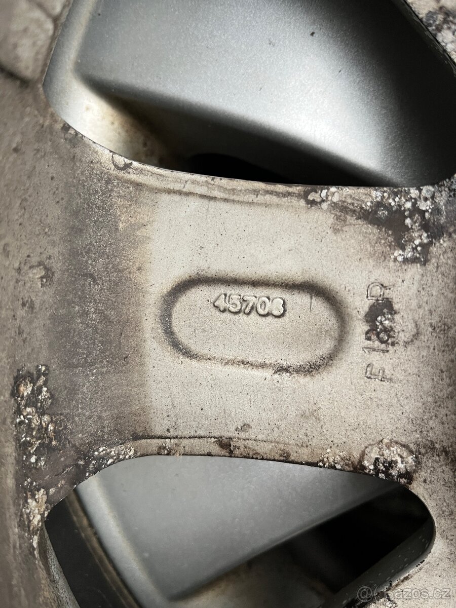 Zimní terénní kola 215/65/16 AT, vzorek 8,5mm 5x112 - 17