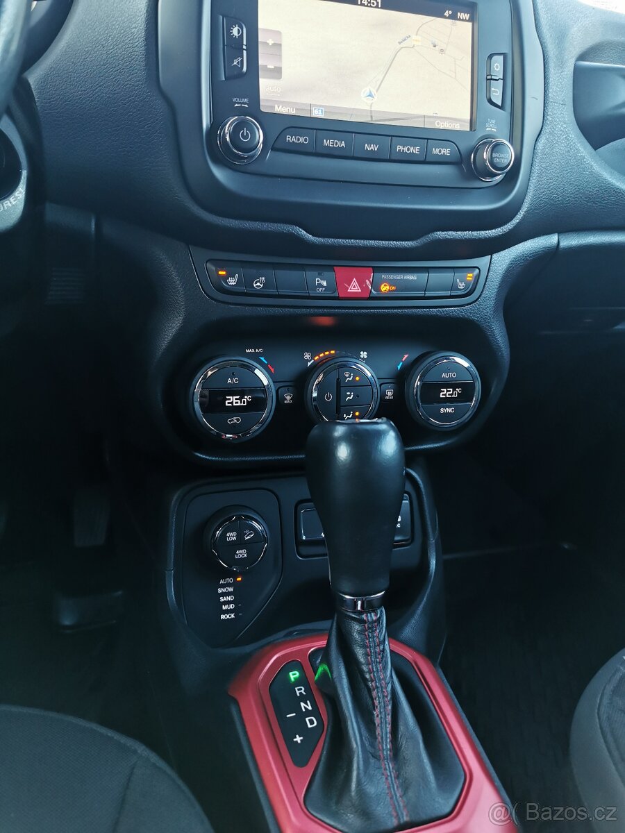 JEEP RENEGADE TRAILHAWK - 17