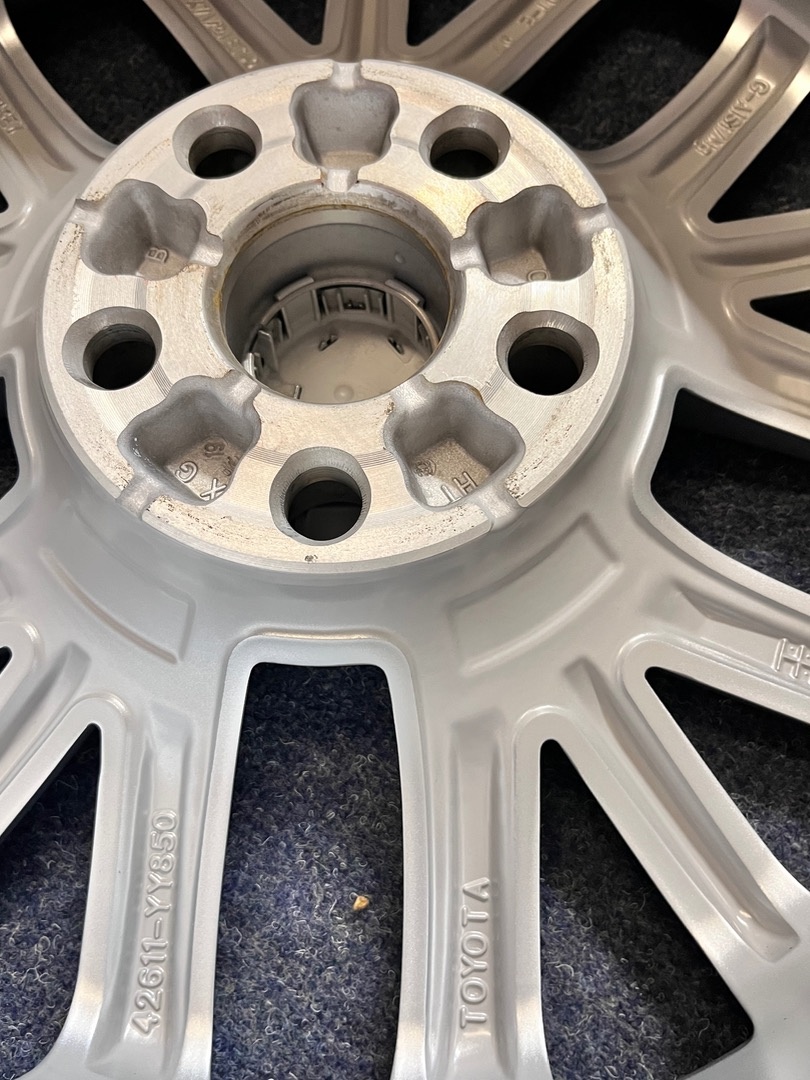 5x114,3 R17 Toyota Corolla Alu disky - NOVÝ STAV - 17