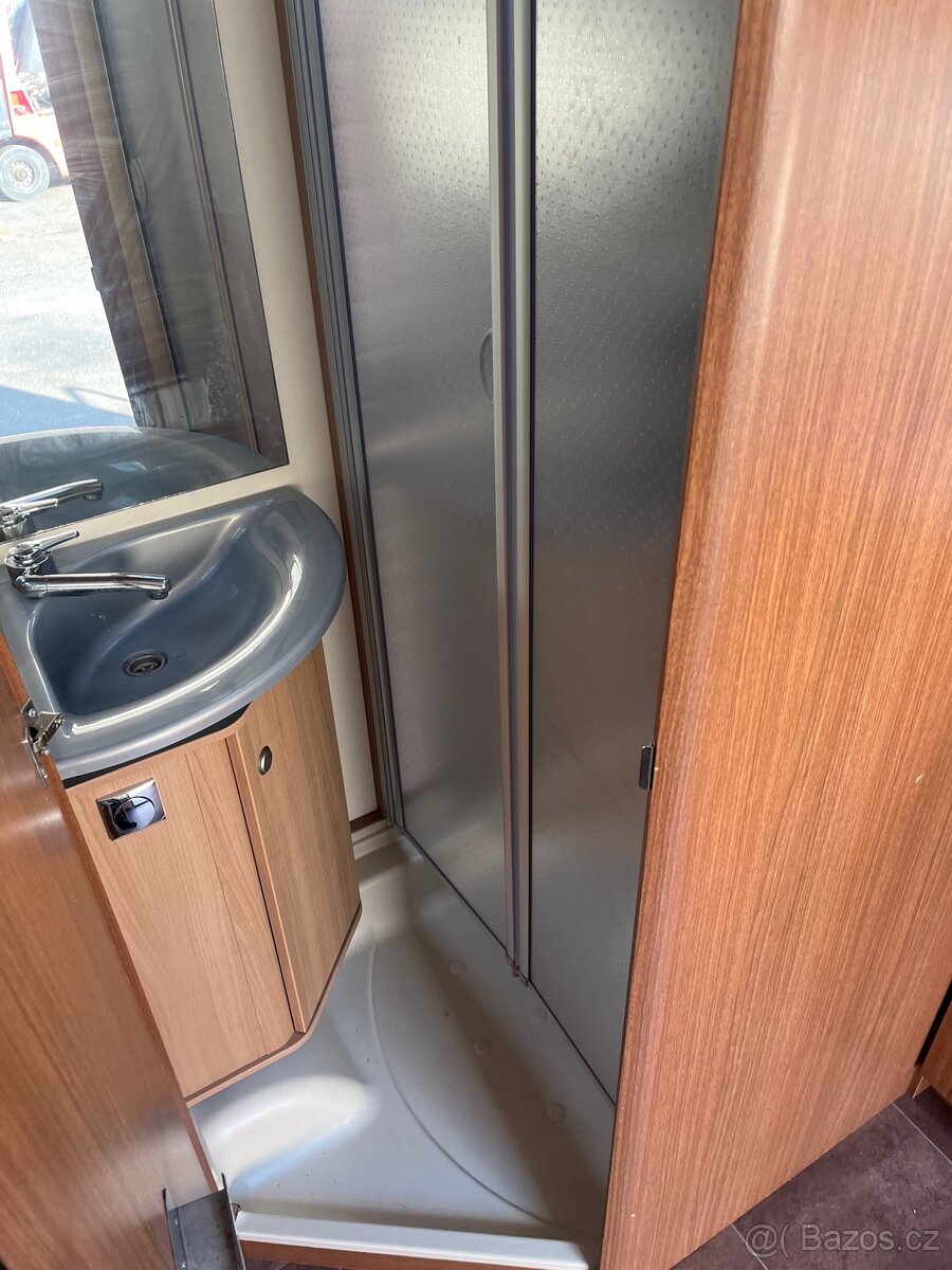 Karavan bürstner Averso 410 TS - 17