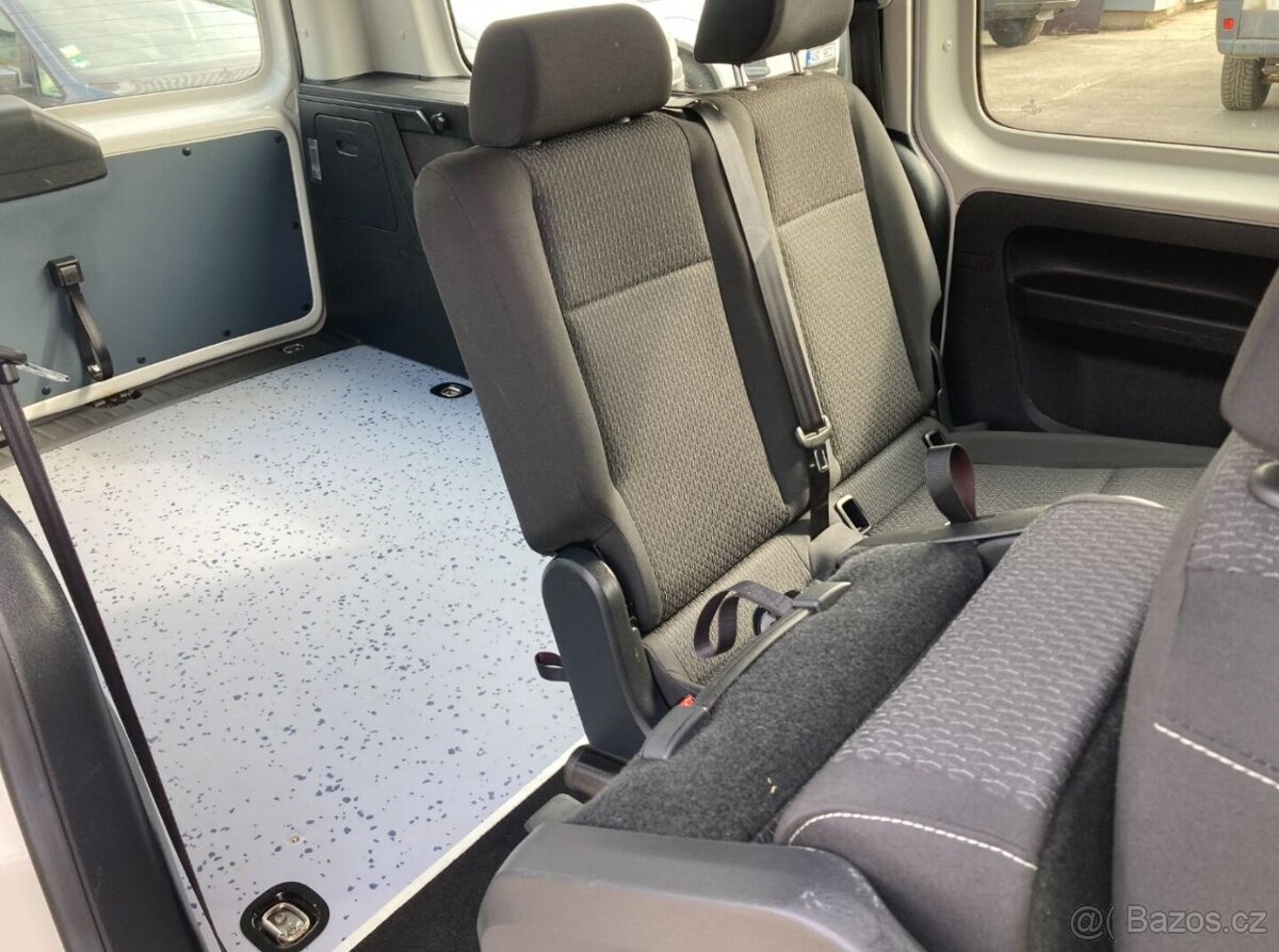 VW Caddy MAXi 2.0TDi 4motion - DPH - 17