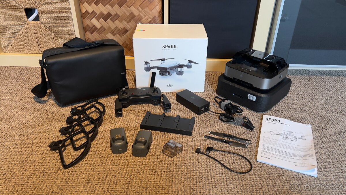 DJI Spark Fly More Combo - příslušenství - 17