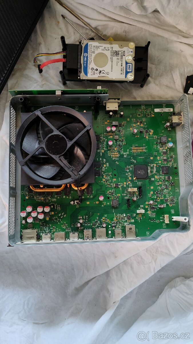 Čištění konzolí a počítačů - Xbox, PlayStation, Pc - 17