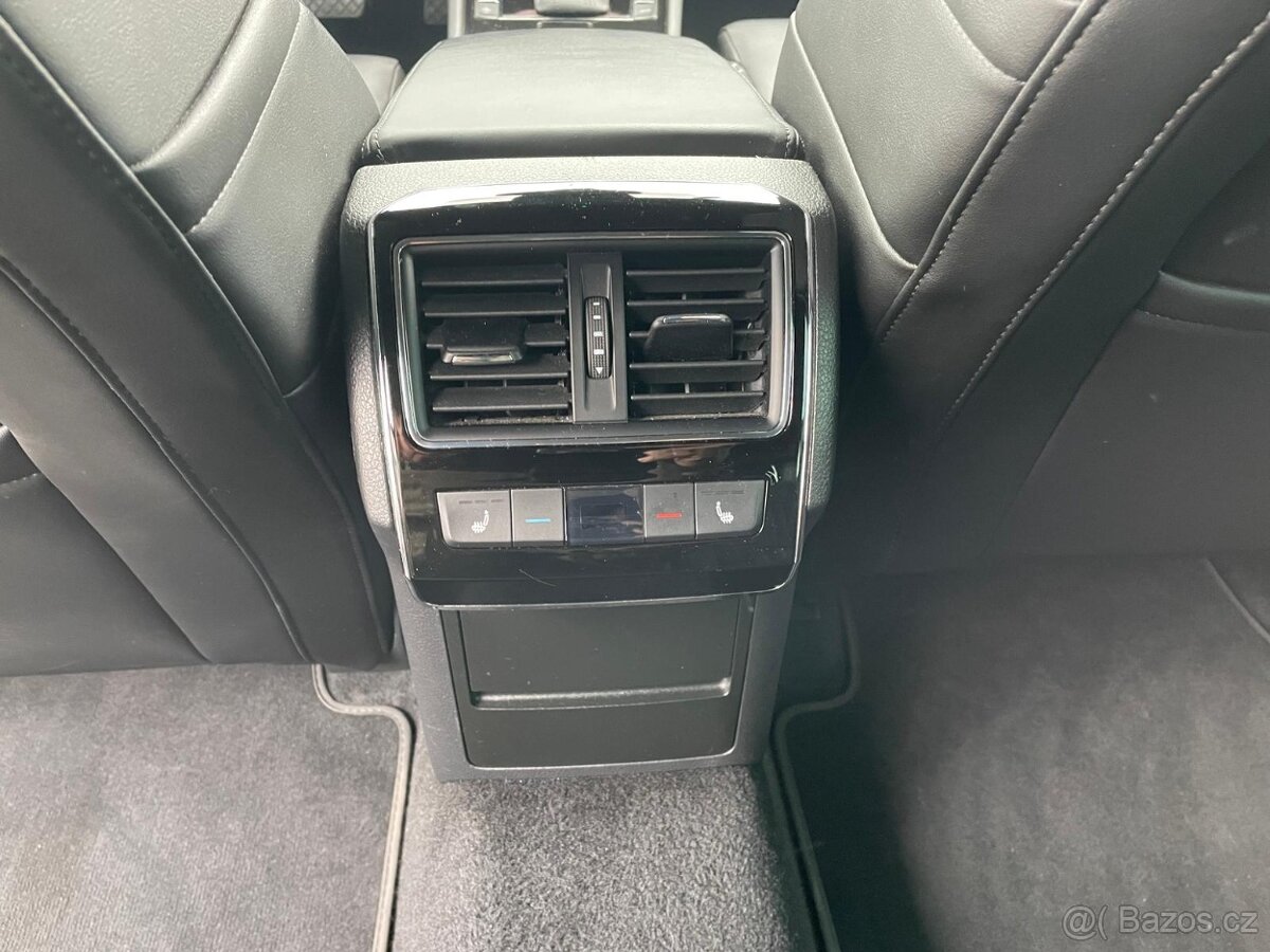 Škoda Superb L&K 2.0Tdi 140kw, dsg, 2020, VÝBAVA - 17