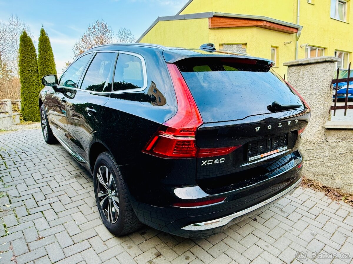 Volvo XC60 T6 257kW Inscription 4x4 NYNÍ PO SERVISE ČR 2022 - 17