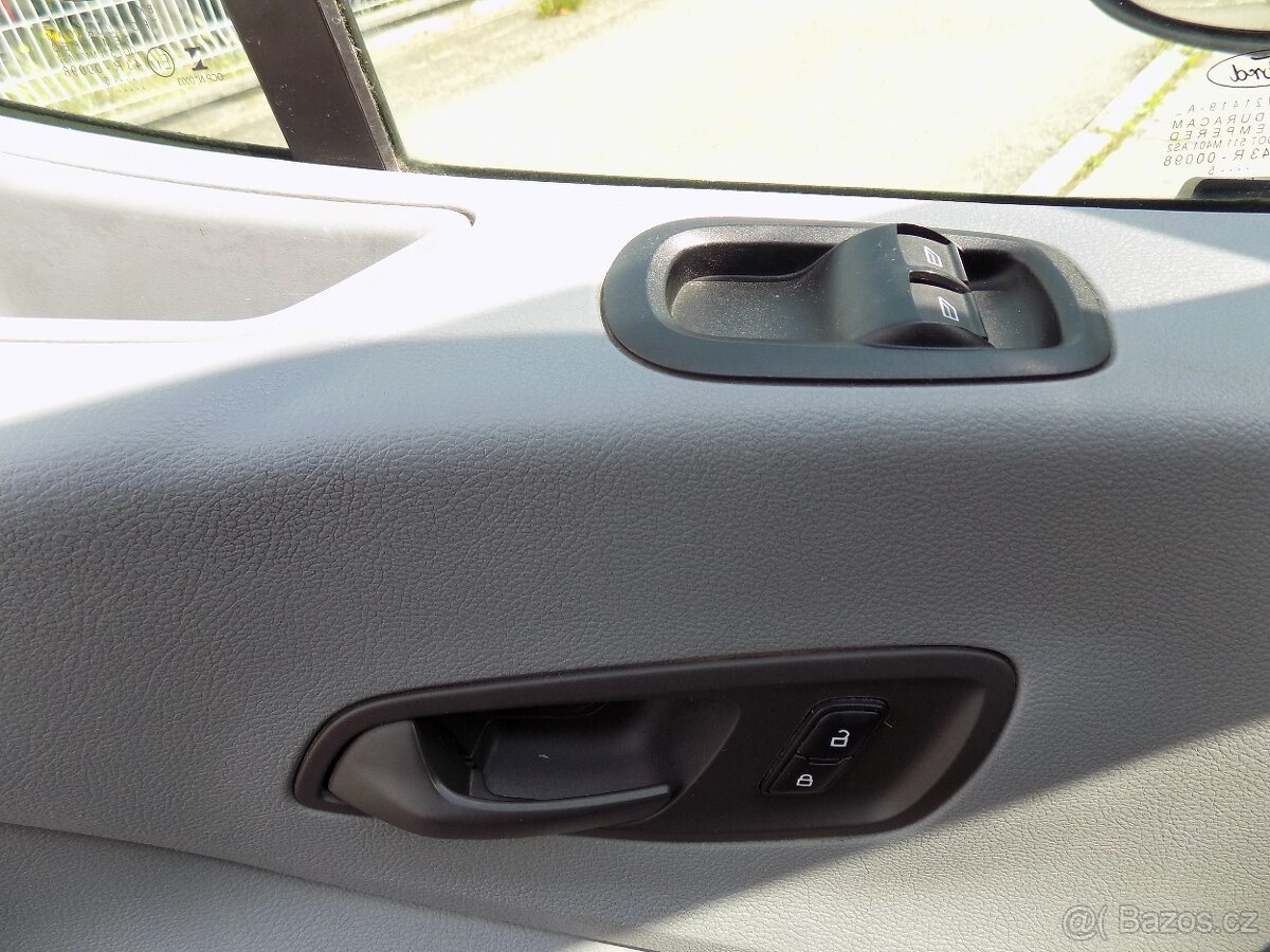 Ford Transit 2.2 TDCI 114 KW L2H2 - 17