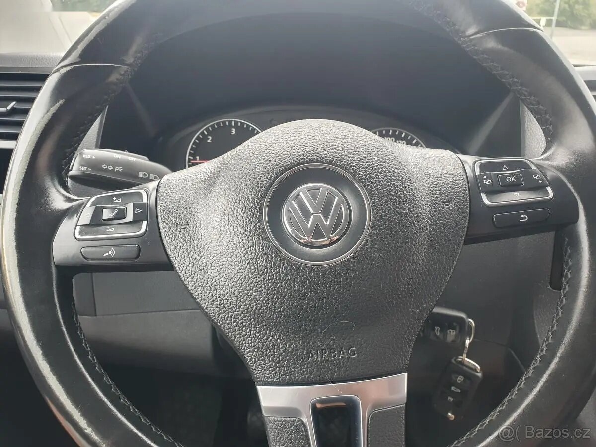 Volkswagen Multivan, 2L 103kw, SPLÁTKY - 17