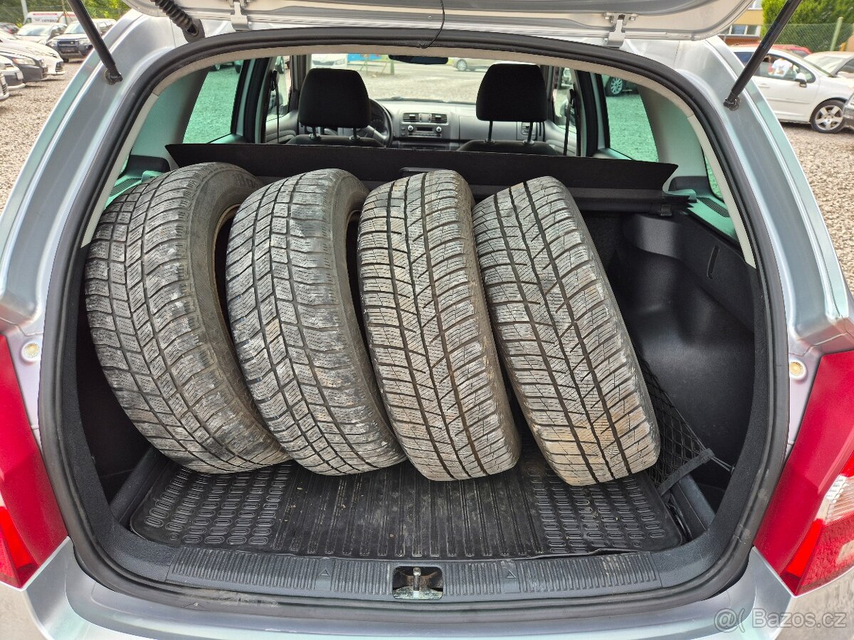 Škoda Fabia II,1.6TDi,77KW,ELEG.KLIMA,VÝHŘEV,KAMERA,ČR,2011 - 17