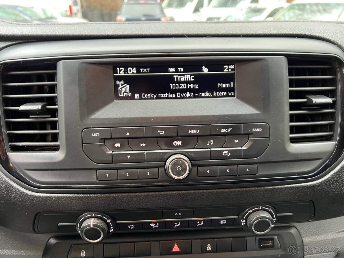 CITROEN JUMPY 2.0HDI 90kW 2018 6 míst ČR klima tažné - 17