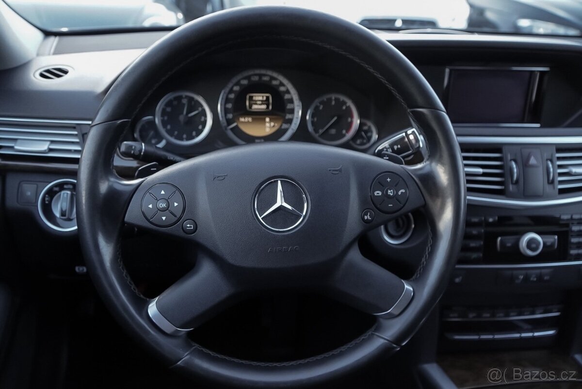 Mercedes-Benz E 220 220 CDI BlueEfficiency - 17