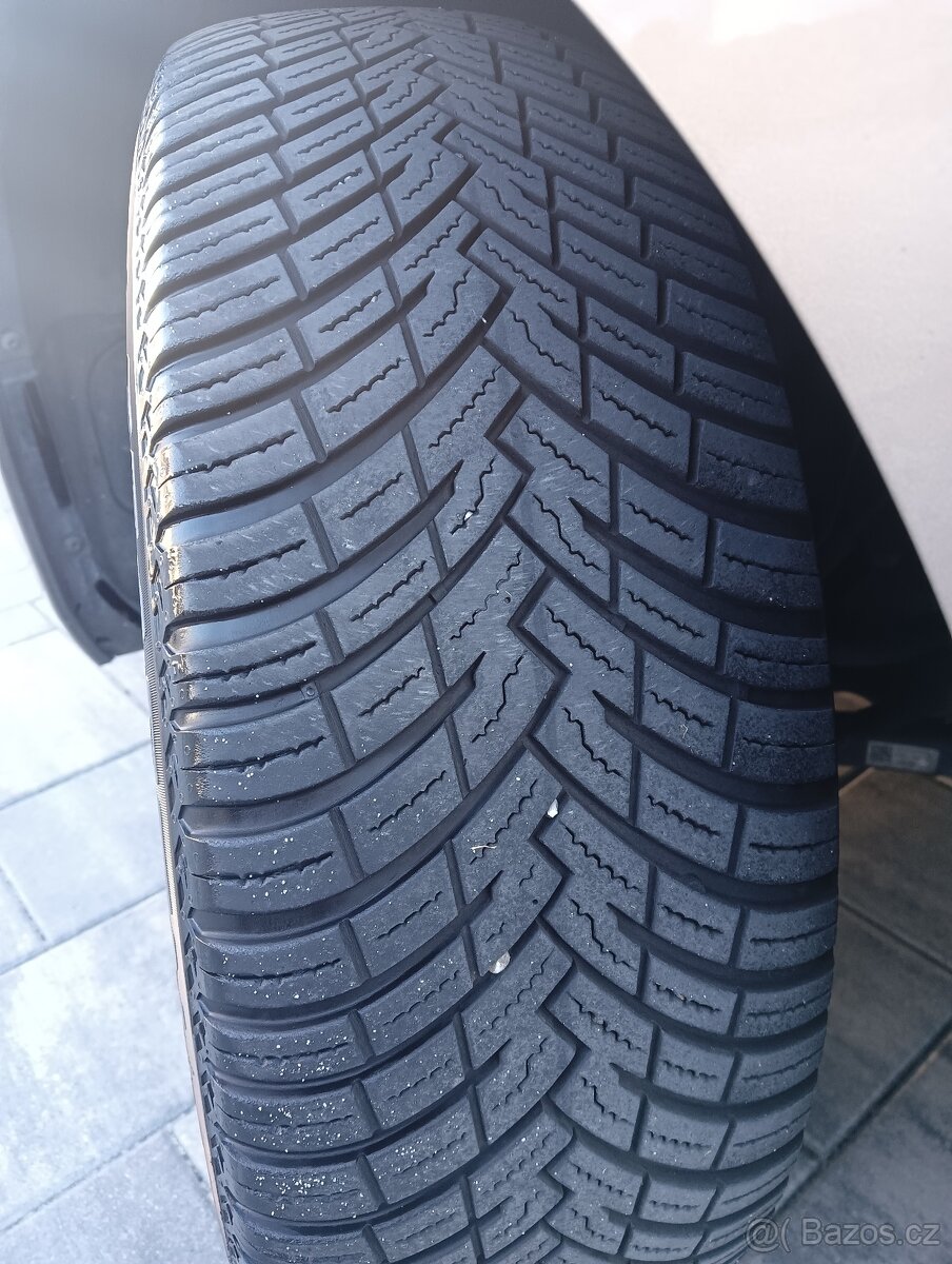 Volkswagen Golf Sportsvan 1.2tsi SOUND - 17