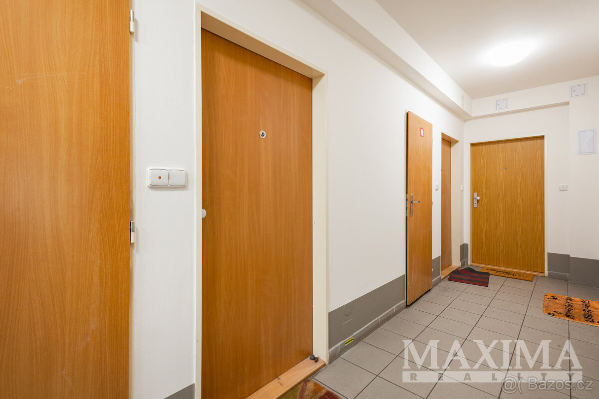 Byt 1+kk o ploše 36.7 m2 - Praha, Libeň - 17