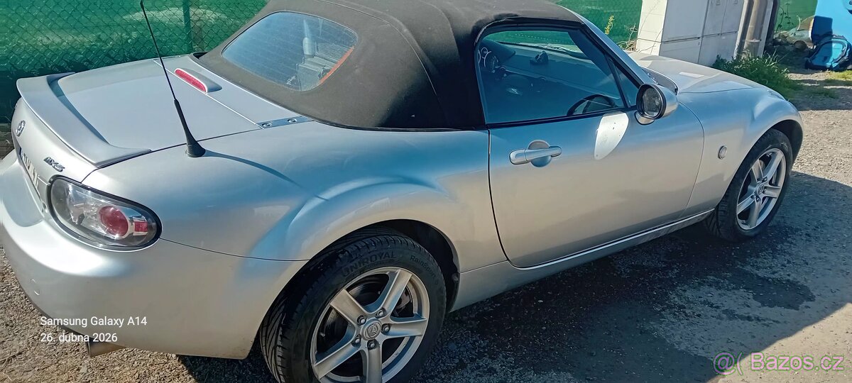 Mazda mx5 nc - 17