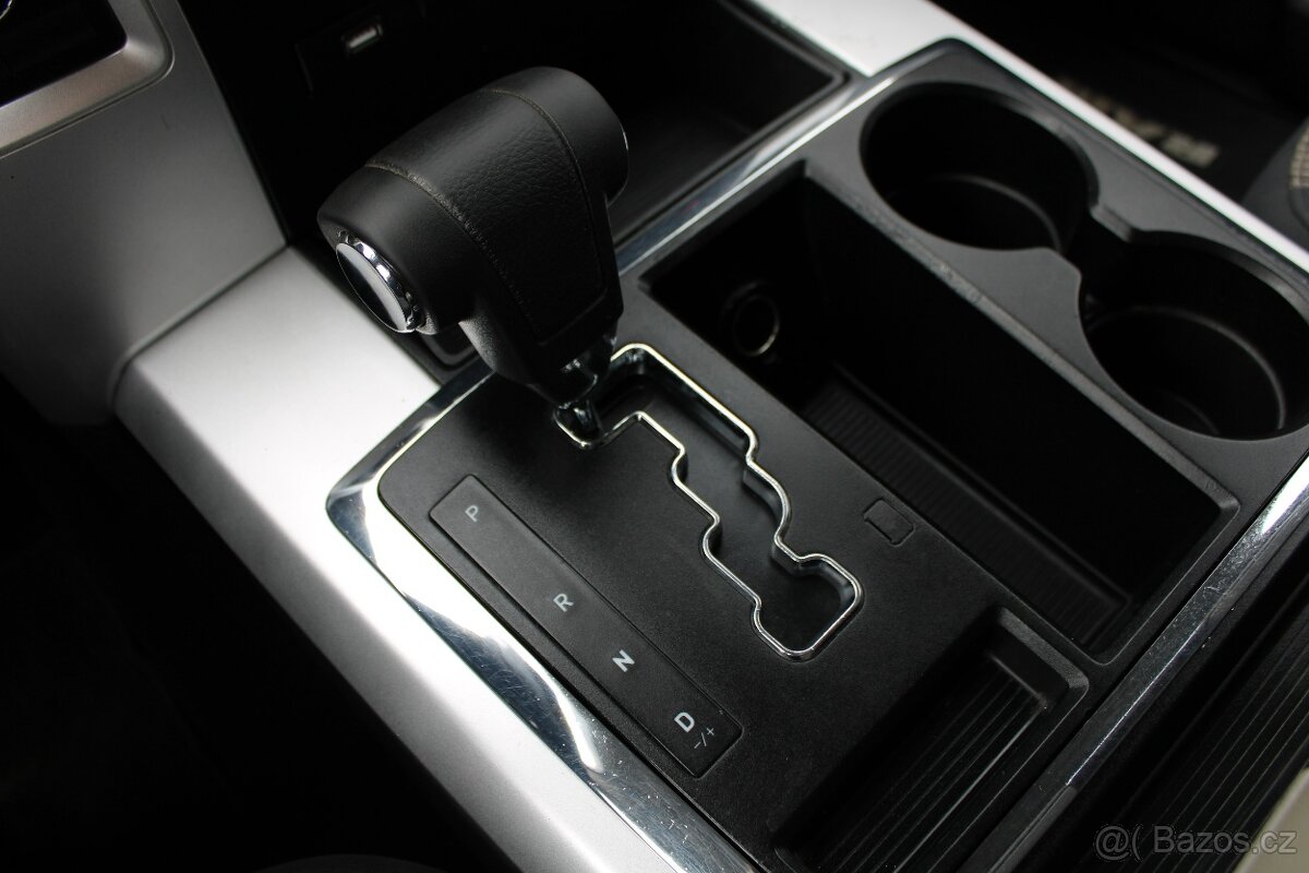 Dodge RAM 5,7 HEMI A/T,4x4,DPH,TAŽNÉ,2010 - 17