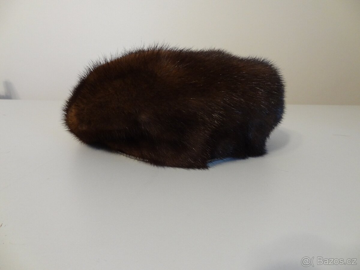 NOREK. Starší kožešina. Čepice - 17