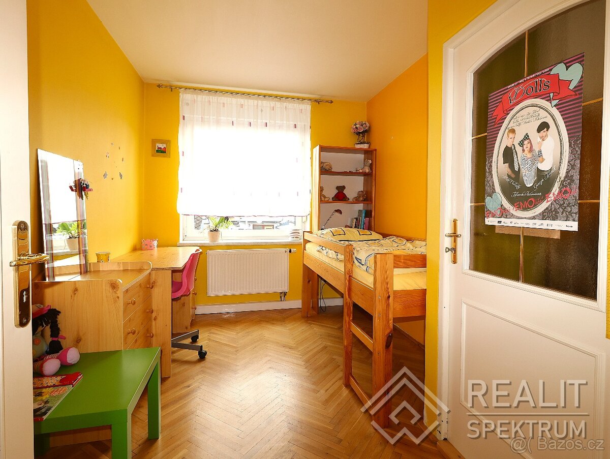 Žamberk-Moderní Rodinný Dům s Vilovým Efektem - 17