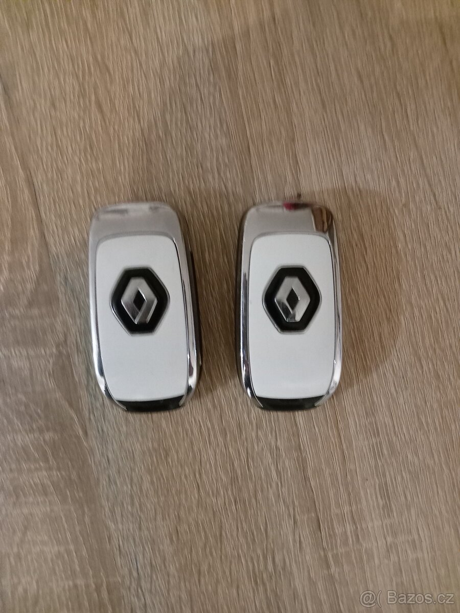 Renault Megane 1.3 75KW rok 2019 14700km - 17