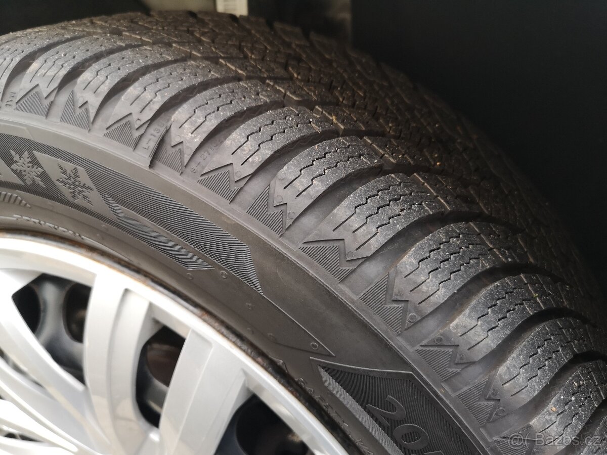 Volkswagen Caddy Maxi 1.4 TSi 92kW ČR. 1.Maj. 7.Míst - 17