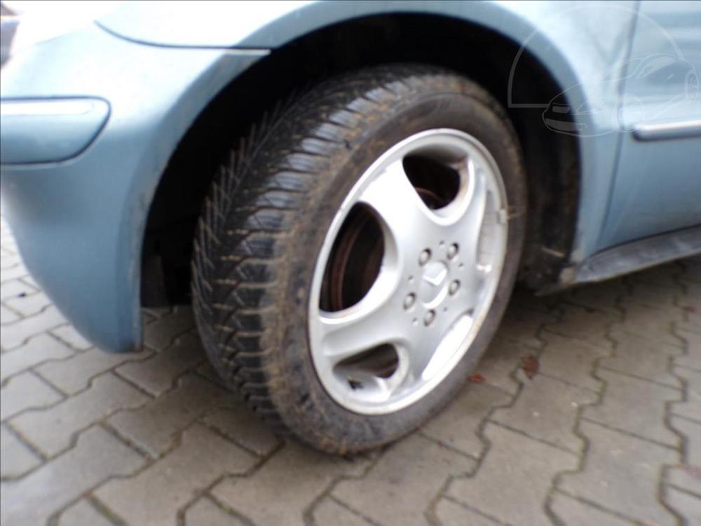 Mercedes-Benz I 1,6 ELEGANCE,AUTOMAT - 17