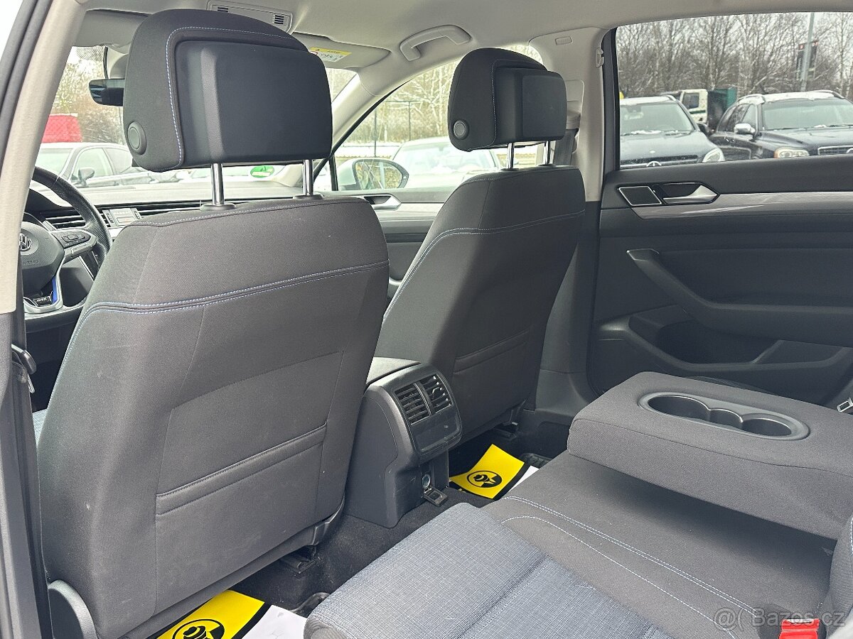 Volkswagen Passat 2020 - 17