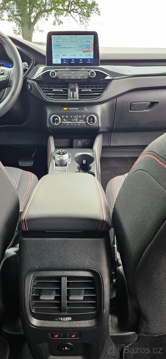 Ford Kuga 2.5 Duratec Hybrid ST line 39.000km, 140kW - 17