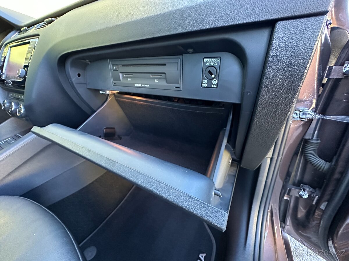 Škoda Octavia III 1.8TSI/132kW Kůže DSG r.v. 2014 - 17