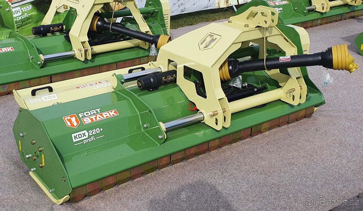 Mulčovač STARK pre traktor a malotraktor - 17