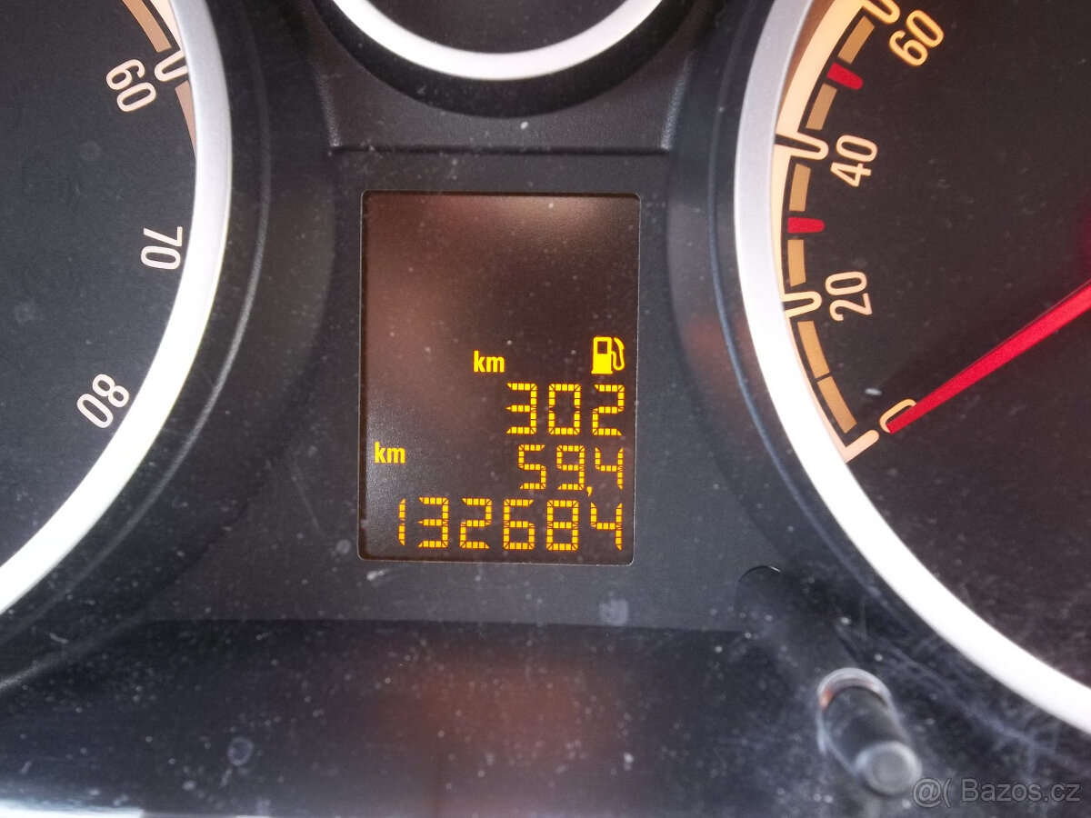 Opel Corsa 1,4i Energy, r.v. 07/2014, naj. 132tkm - 17