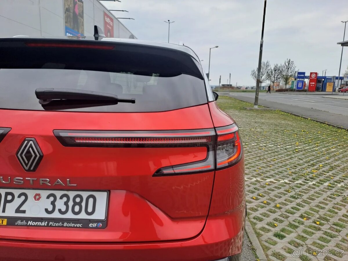 Renault Austral, 1.3TCE MHEV TECHNO STAV NOVÉHO - 17