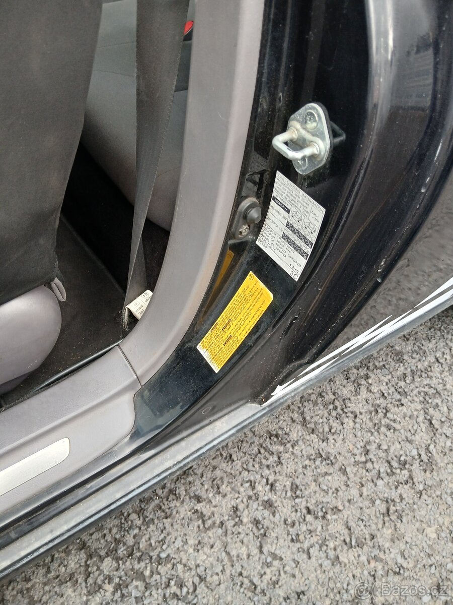 Toyota Celica 1.8. r.2001 .118kw.motor1ZZ-FE T23. - 17