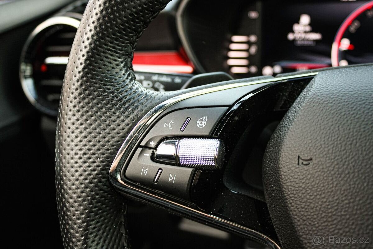 Škoda Fabia 1.0 TSI Monte Carlo DSG - 17