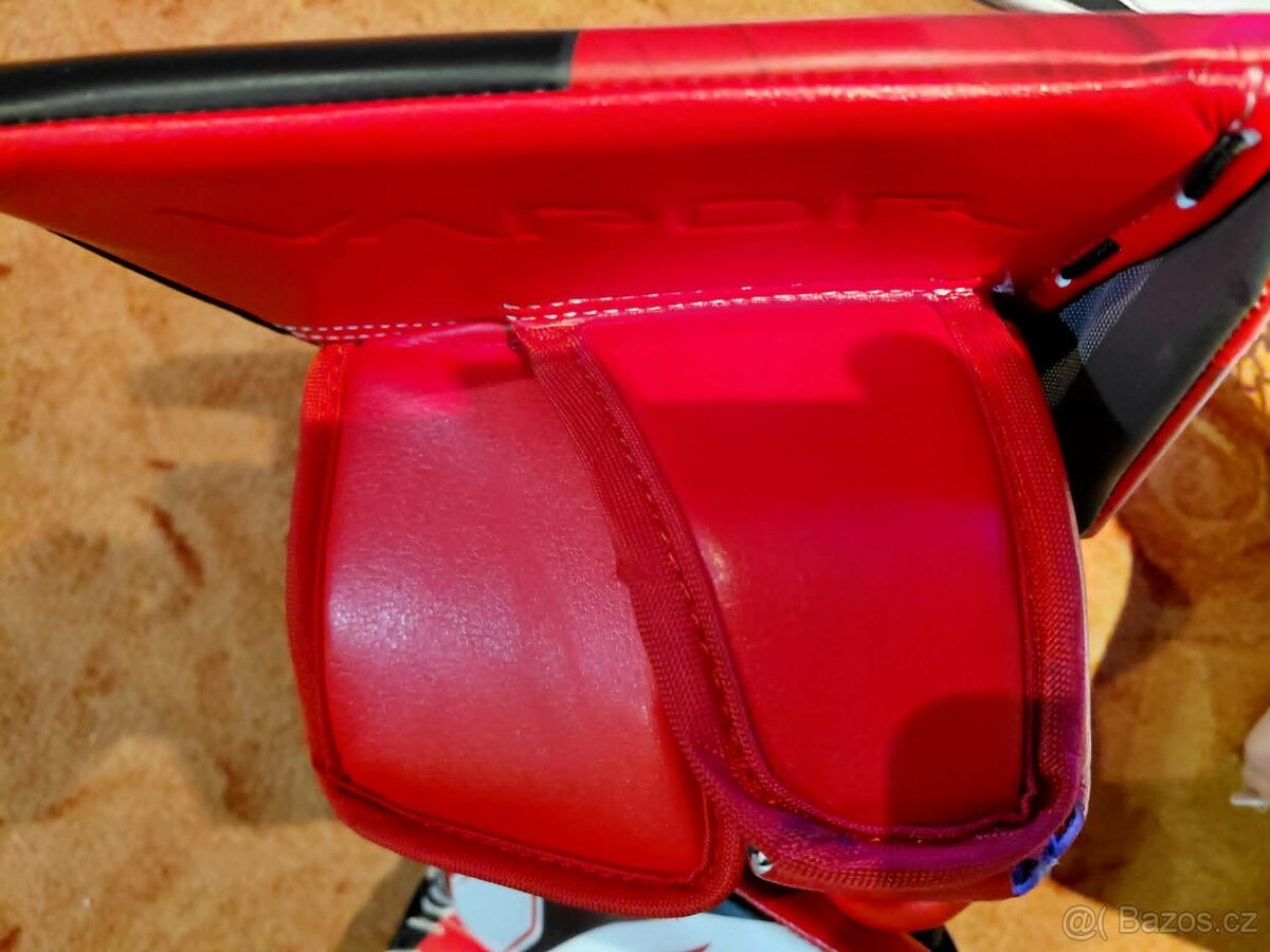 Lapačka Bauer Vapor Flylite+vyrážečka Bauer Vap. Hyperlite 2 - 17