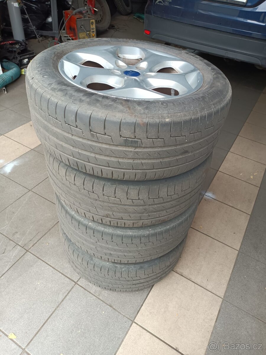 FORD FOCUS COMBI TDCi SERVIS NOVÉ VSTŘIKY SERVIS - 17