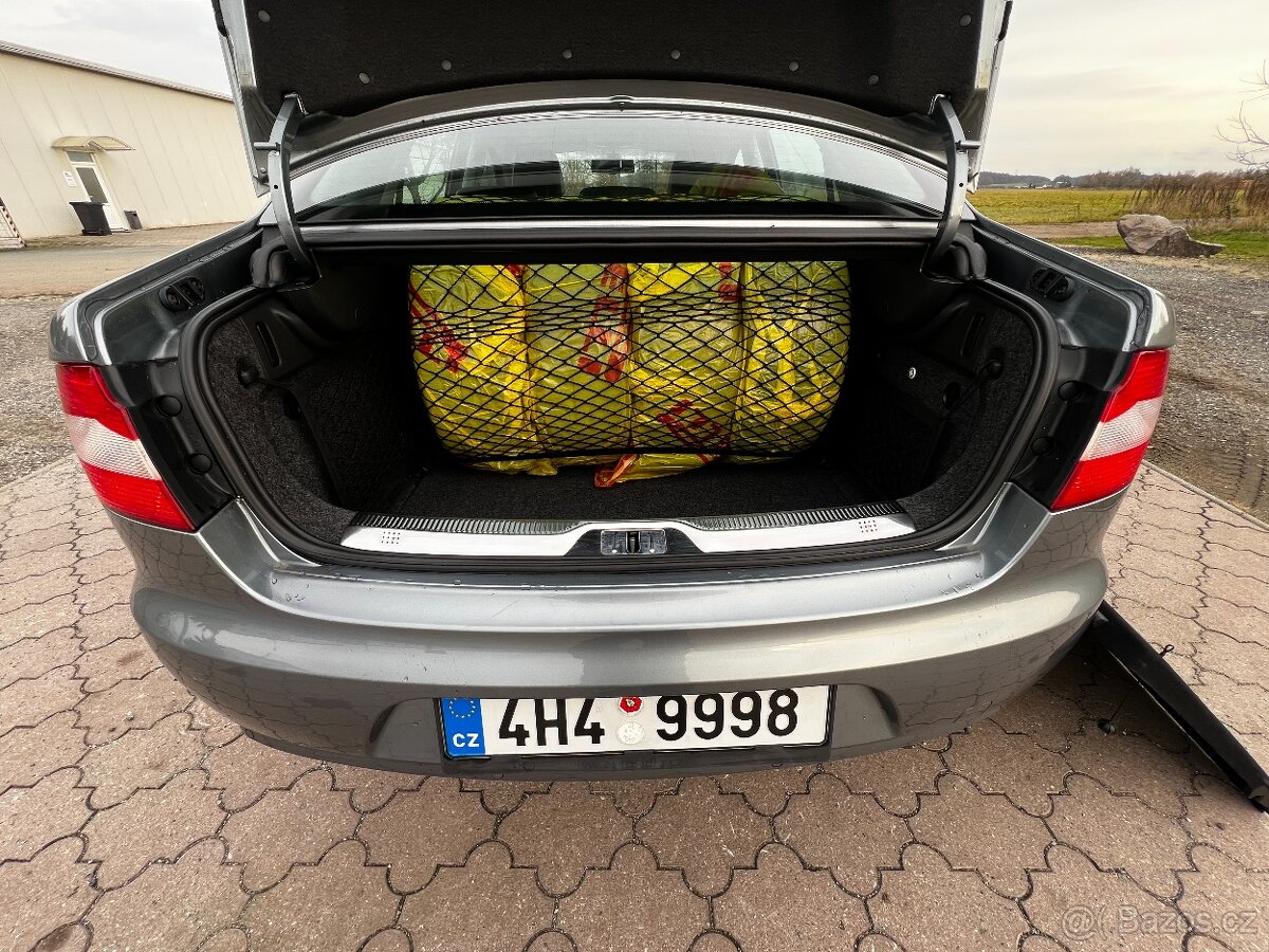 Škoda Superb, 1,8 TSi ELEGANCE 101000KM ČR - 17